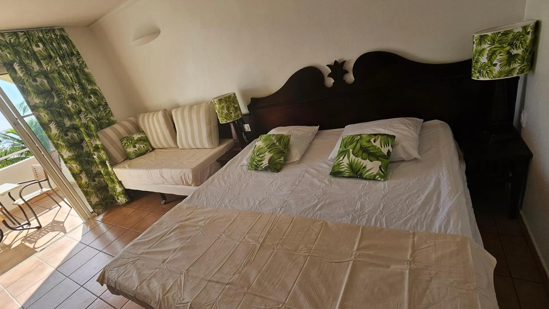 Studio Le Palma, Vue Mer Courcelles